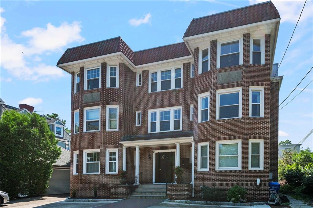 Providence Condominium Market Update for W33 2026